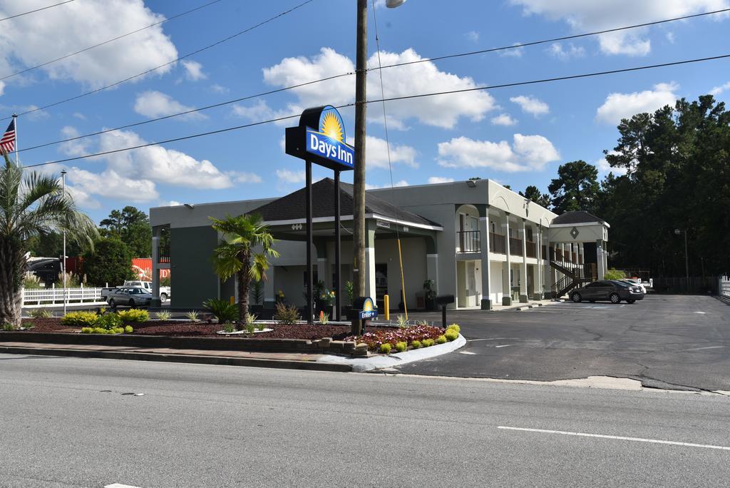 Days Inn By Wyndham Goose Creek North Charleston Exterior foto